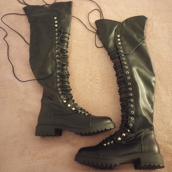 Thigh high lace up combat boot with side zipper - Picture 2 of 4